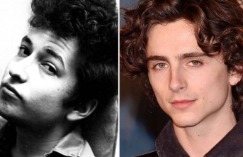 Timothée Chalamet: His Bob Dylan biopic has a new...