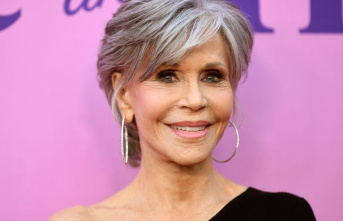 Actress : At 85 on demos and filming - Jane Fonda...