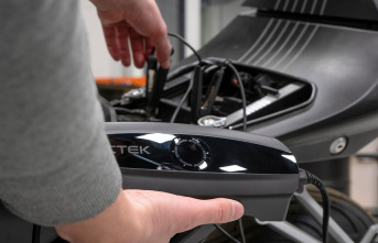 Tips and Chargers: How to get your motorcycle battery...