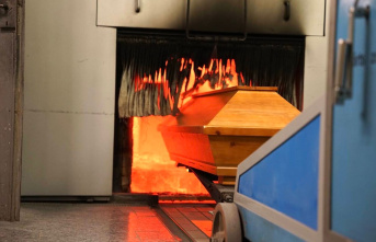 Mistake: confusion at autopsy: crematorium burns corpse...