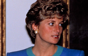 Princess Diana: does one of her letters bring in 20,000...