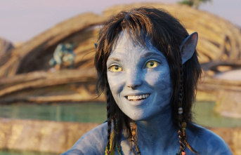 James Cameron: The "Avatar 2" director shoots...