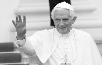 Pope Benedict XVI: Former Pope to be buried on January...