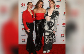 Brooke Shields: She shines with her daughters in New...