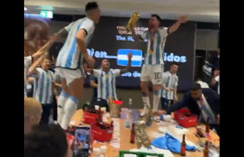 Argentinian World Cup celebrations: Lionel Messi dances...