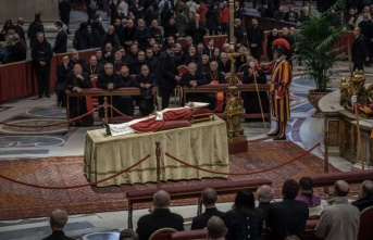 Vatican: Steinmeier and Scholz travel to the funeral...