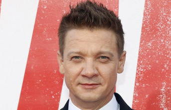 Jeremy Renner: Personal message from the clinic
