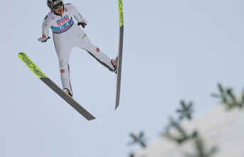 Ski jumping: Everything but snow: Four Hills Tournament...