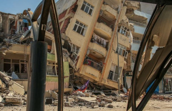 Disaster: UN Food Program: Earthquake region is "apocalyptic"