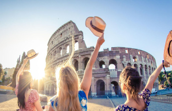 Tourism boom: Italy is expecting a record rush in...