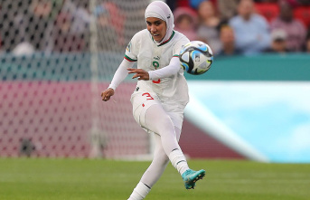 Nouhaila Benzina : A novelty at a World Cup: a Moroccan...
