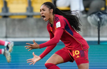Women's World Cup: Penalty luck and extra time:...