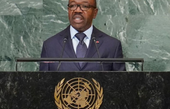 Overthrow: Putsch in Gabon: military declares takeover...