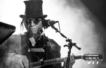 Sixto Rodriguez: US singer dies at the age of 81