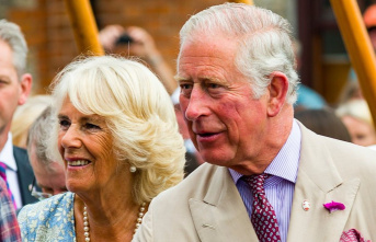 King Charles III and Queen Camilla: Trip to France...