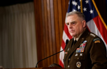 US Chief of Staff Milley defends Ukrainian counteroffensive...