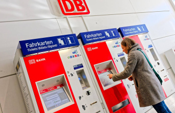 Deutsche Bahn: 84 percent buy their tickets online...