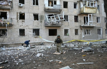 At least four dead in Russian attacks in Ukraine