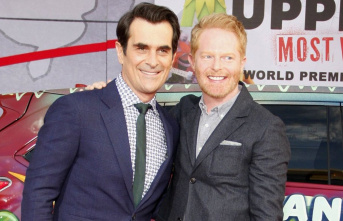 “Modern Family” reunion: “We had to show that Burrell wasn’t dead”