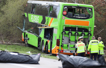 A9 near Leipzig: Police correct number of deaths in bus accident downwards