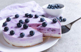 Blueberries and yogurt: no-bake cake: recipe for a...