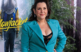 Actress: Melanie Lynskey didn't know she was engaged