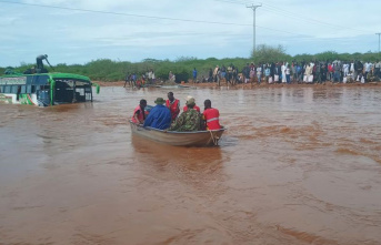 Heavy rains: Floods in East Africa hit slum dwellers and holidaymakers