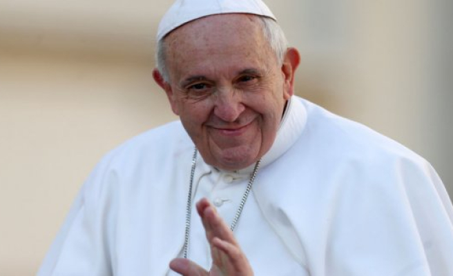 The pope removes the requirement for confidentiality in cases of sexovergreb