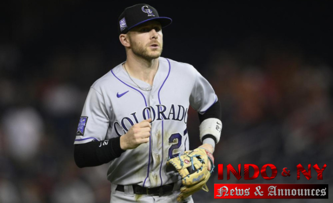 Red Sox sign Rockies' SS Trevor Story to play 2B