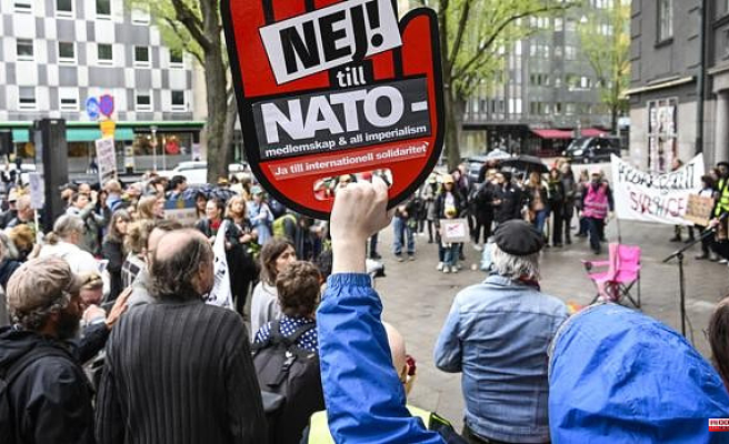 Nordic Social Democrats surrender to the arms of NATO
