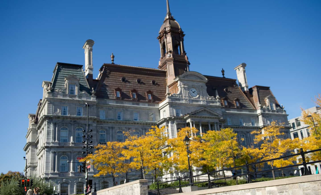 Montreal: at least $28 million more to restore city hall