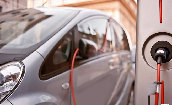 The Government extends until June 3 the deadline to request the aid of the Perte of the electric car