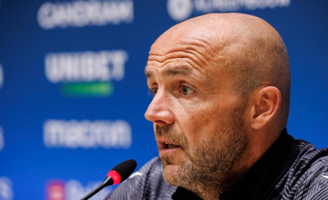 Schreuder, Koeman's second at Barça, will be Ajax's coach
