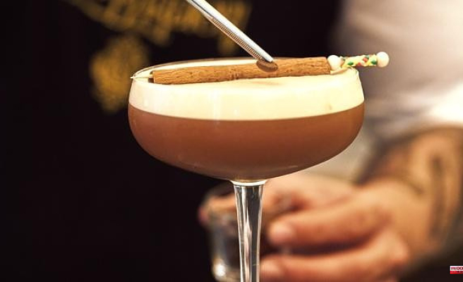 From the 'Albéniz Pornstar Martini' to the 'Sabina Pisco Sour': cocktail tribute to drink characters from Madrid