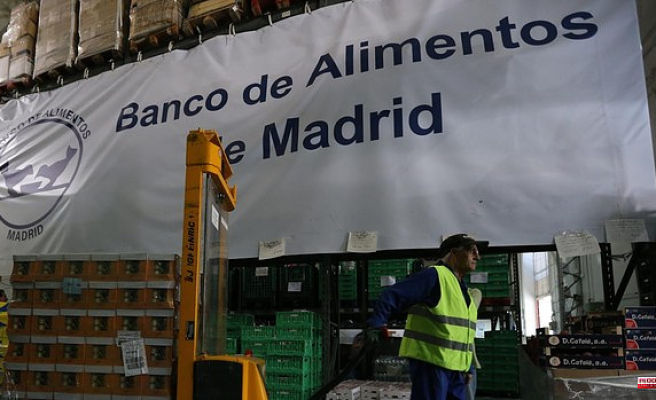 For the first time, the Madrid Food Bank breaks its oil stock