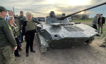 Weapons announced: Lambrecht in Ukraine for the first time since the beginning of the war