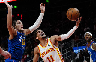 NBA delays 5 more games; Young and Vogel enter protocols