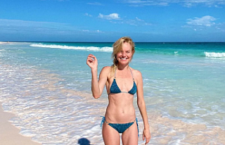 Kate Bosworth Looks Straight From 'Blue Crush,'...