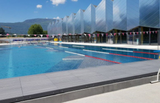 Hobbies. Chambery: Swimming pools in the summer
