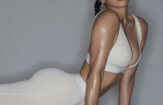 Rosalía puts on Kim Kardashian's underwear