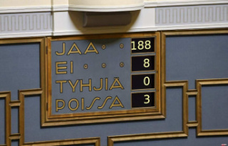 Finnish parliament votes over 95% for NATO membership