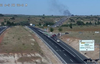 The A-5 in the direction of Madrid was cut due to...