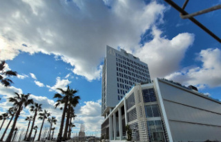 The new Hotel Marina Badalona opens its doors to the...