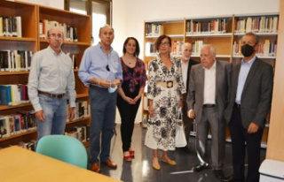 Arcicóllar opens a library financed by the Diputación...