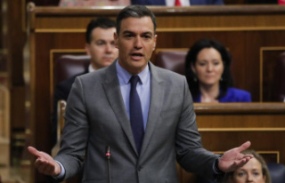 Sánchez: "Today the gangsters are not in the...