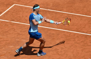 Rafael Nadal: Suffering from Muller-Weiss syndrome,...