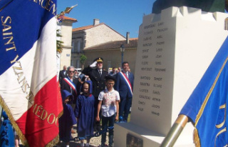 Saint-Yzans-de-Medoc: the war memorial is 100 years...