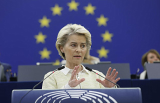 EU leader calls for a Russian oil ban in a new set...