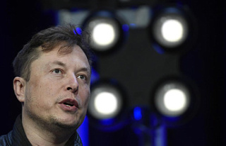 Wall Street and tech investors back Musk Twitter bid...
