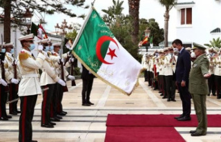 Entrepreneurs trapped by the crisis with Algeria:...
